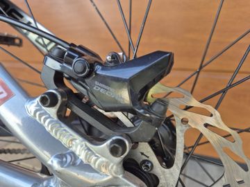 Used Dartmoor Two6player Shimano Deore XT 2022 Mountainbike, Light Gray — image 4 of 6