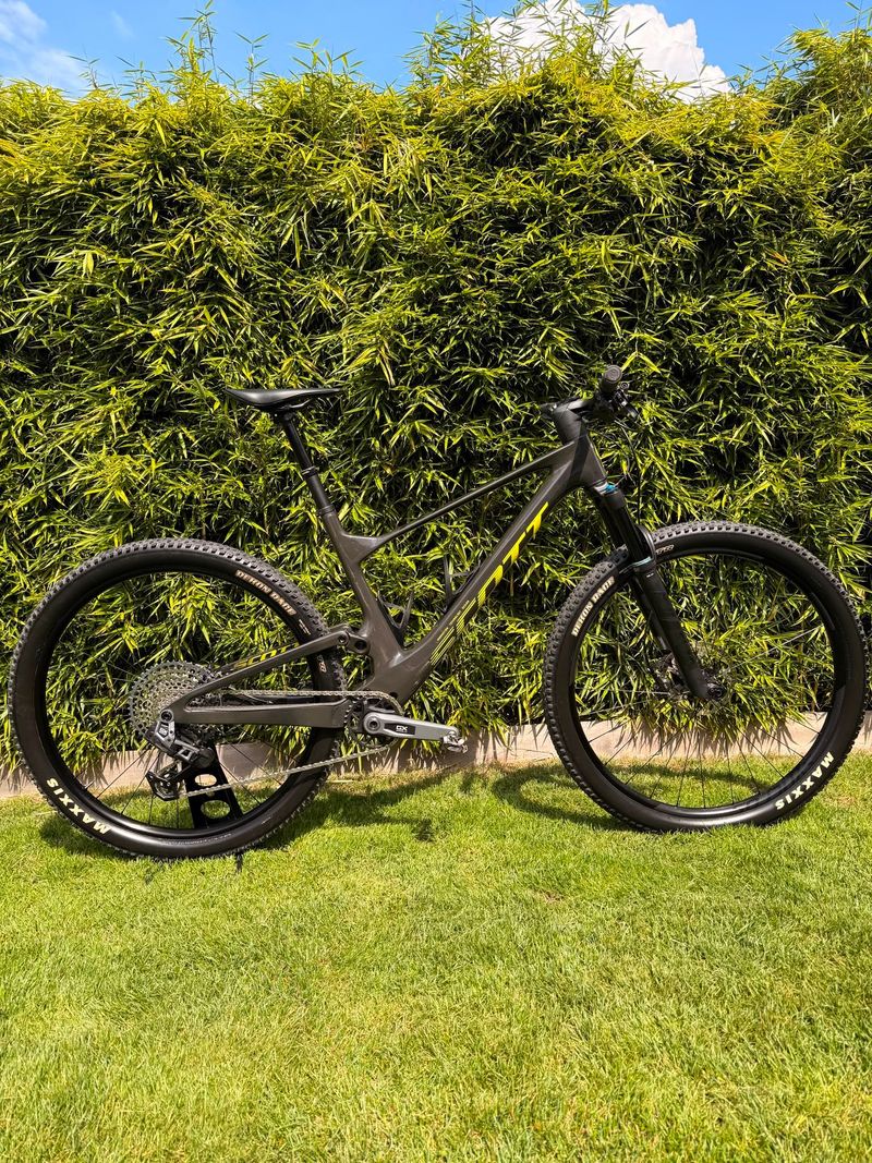 Used Scott Spark RC Team Issue 2023 2023 MTB