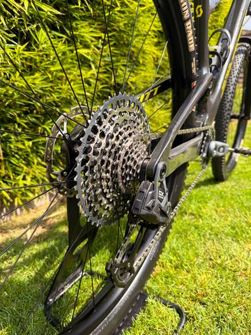 Brugt Scott Spark RC Team Issue 2023 2023 Mountainbike — billede 5 af 9