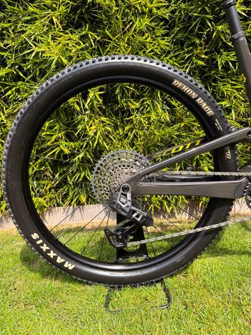 Brugt Scott Spark RC Team Issue 2023 2023 Mountainbike — billede 6 af 9