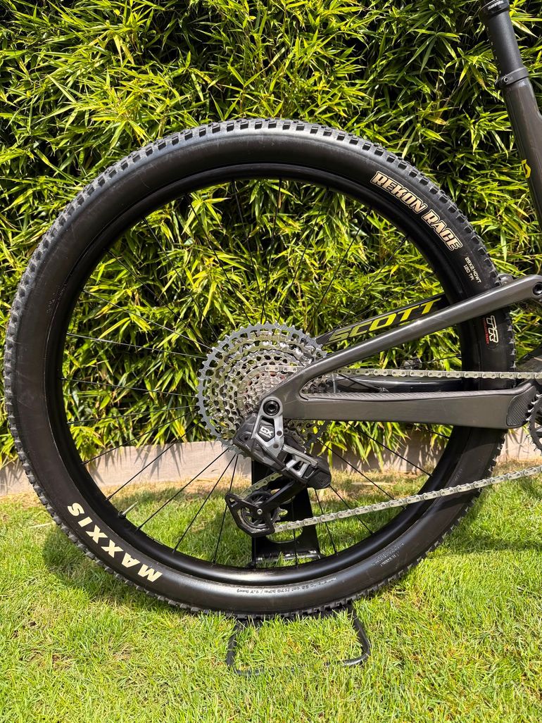 Brugt Scott Spark RC Team Issue 2023 2023 Mountainbike — billede 6 af 9