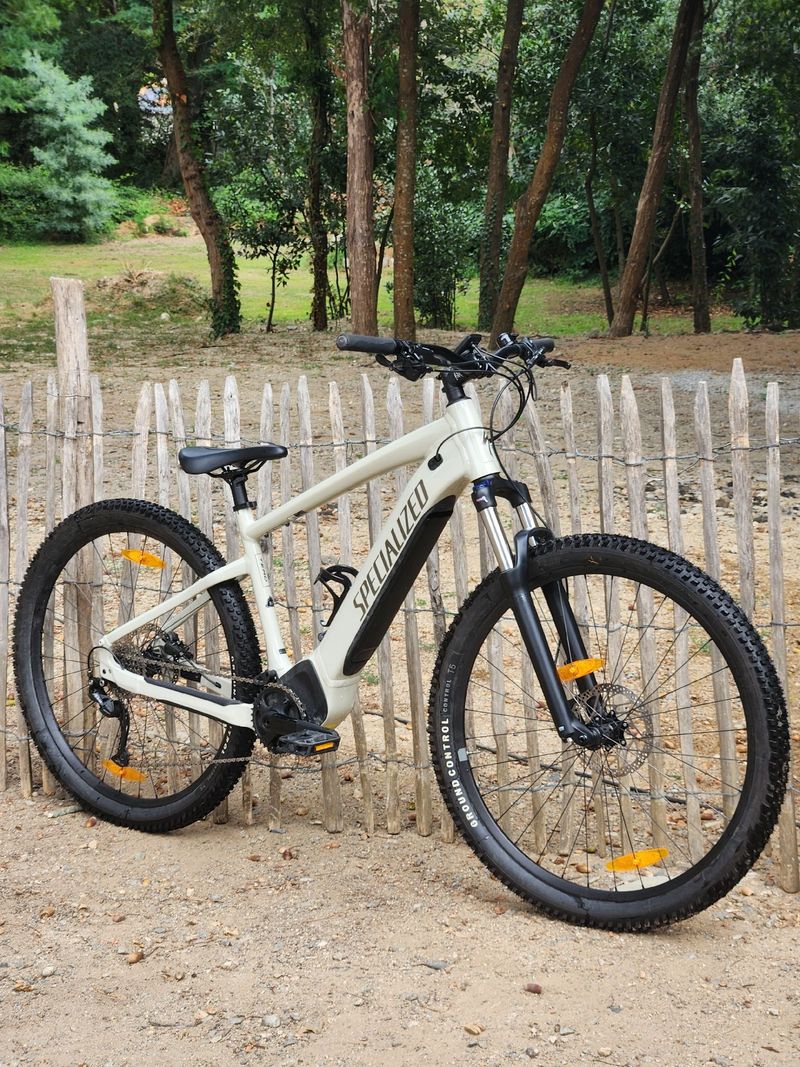 Używany Specialized Turbo Tero 3.0 2023 2023 MTB