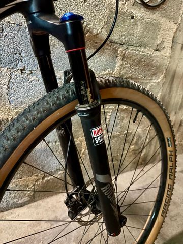 Used Specialized Stumpjumper Shimano Deore XT 2015 Mountainbike, Black — image 8 of 16