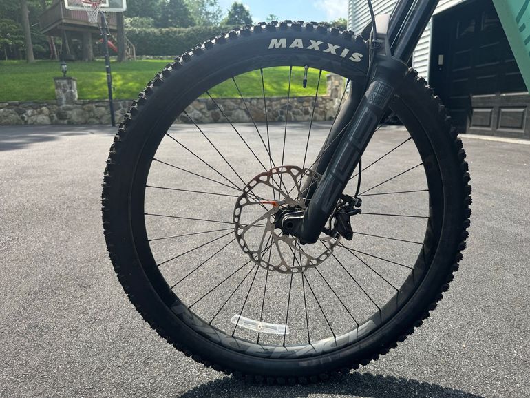 Used Canyon Torque 5 (Mullet) 2025 2025 Mountainbike, Blue, 29, 27.5 — image 8 of 35