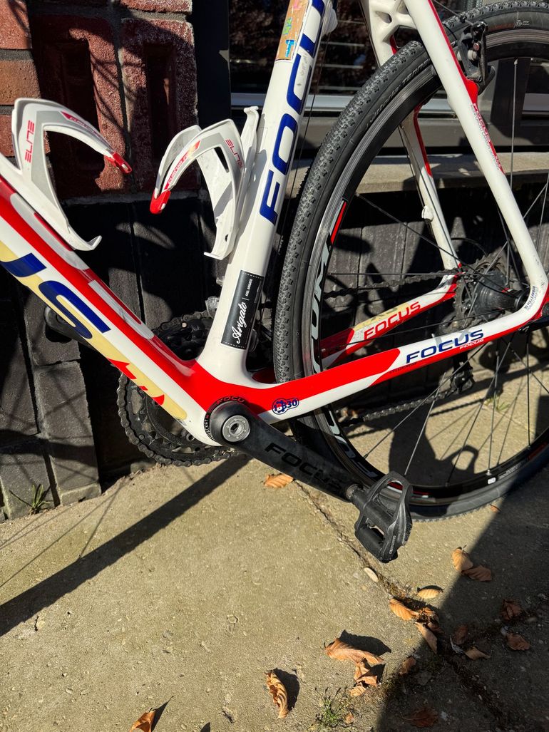 Brugt Focus Mares Shimano Ultegra 2015 Road & Gravel — billede 10 af 10