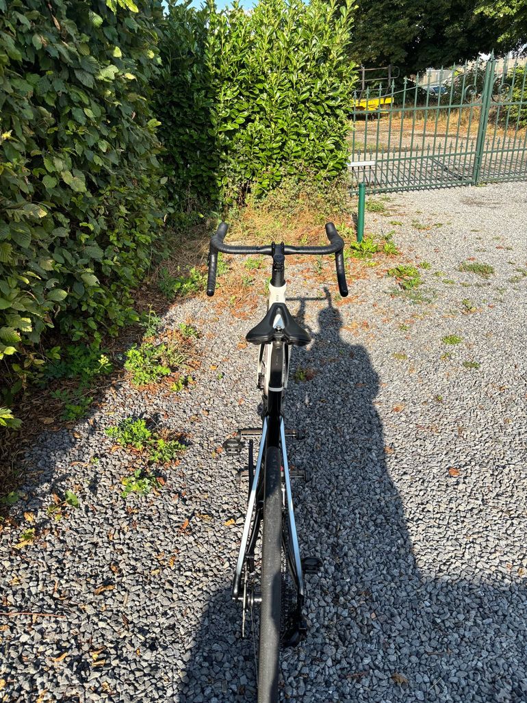 Gebrauchtes Giant Defy Advanced Pro 1 2024 2024 Road & Gravel, Schwarz — Bild 4 von 9