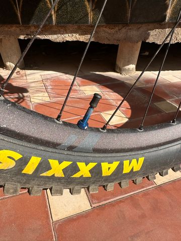 Used Canyon Torque 29 CF 7 2022 with some upgrades 2022 Mountainbike, Black — image 30 of 30