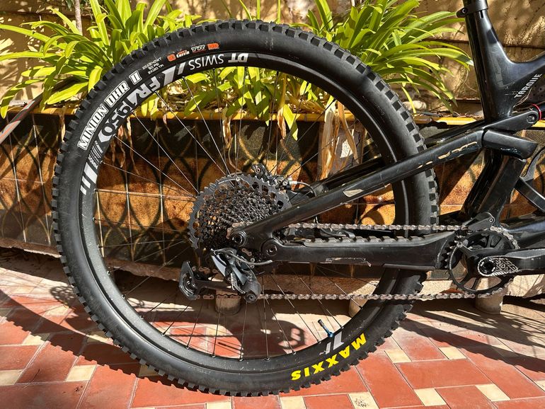 Used Canyon Torque 29 CF 7 2022 with some upgrades 2022 Mountainbike, Black — image 6 of 30