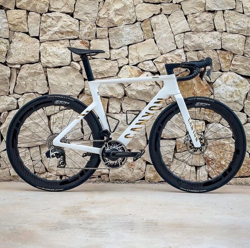 Gebrauchtes Canyon Aeroad CFR AXS 2026 2026 Road & Gravel
