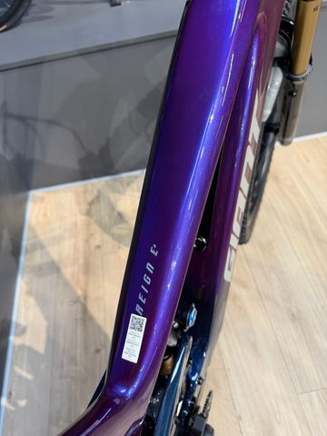 Gebrauchtes Giant Reign Advanced E+ 0 2026 2026 Mountainbike, Violett, 27.5 — Bild 6 von 16