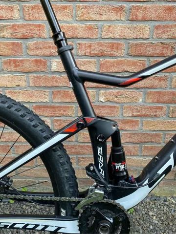 Scott Spark 750 2017 2017 Mountainbike de segunda mano, Negro — imagen 2 de 4