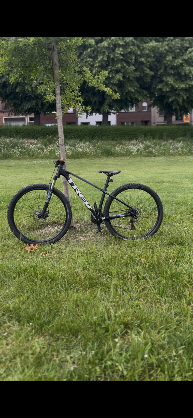 Gebrauchtes Trek Marlin 4 Gen 2 2025 2025 Mountainbike, Schwarz, 27.5, 29 — Bild 4 von 9