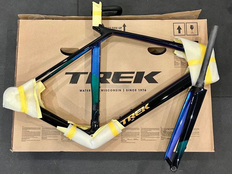 Trek Madone Frameset 2026 Road & Gravel d'occasion