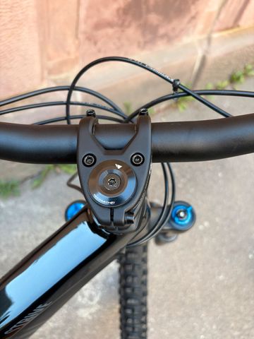 Canyon Strive CF 8.0 2020 2020 Mountainbike d'occasion — image 12 sur 22