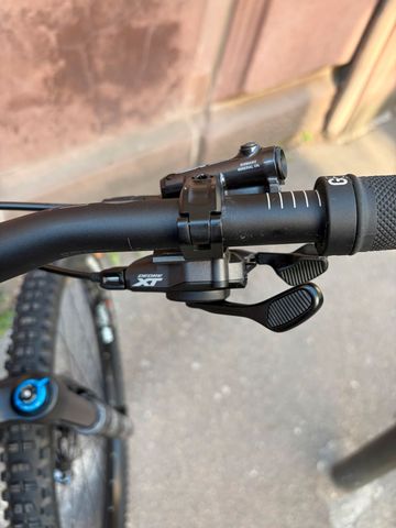 Canyon Strive CF 8.0 2020 2020 Mountainbike d'occasion — image 14 sur 22