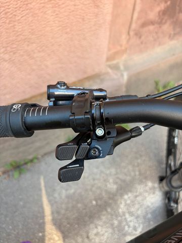 Canyon Strive CF 8.0 2020 2020 Mountainbike d'occasion — image 13 sur 22