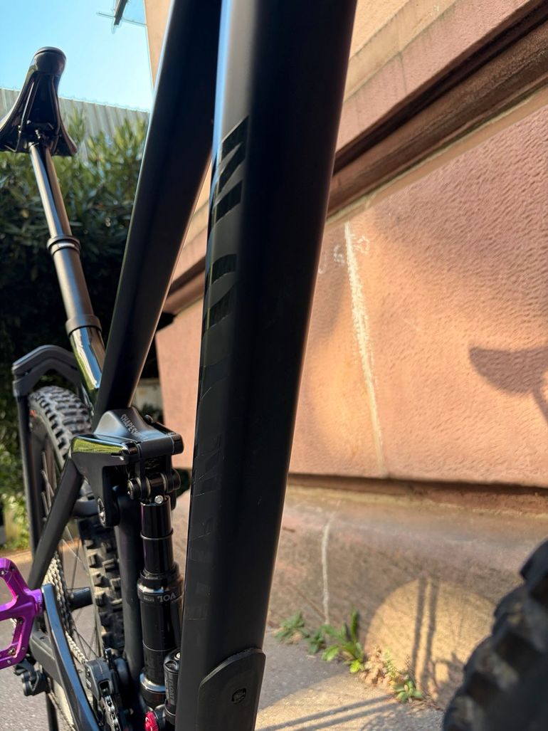 Canyon Strive CF 8.0 2020 2020 Mountainbike d'occasion — image 2 sur 22