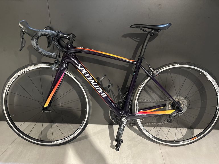 Tweedehands Specialized Amira SL4 Expert 2016 2016 Road & Gravel — afbeelding 2 van 9