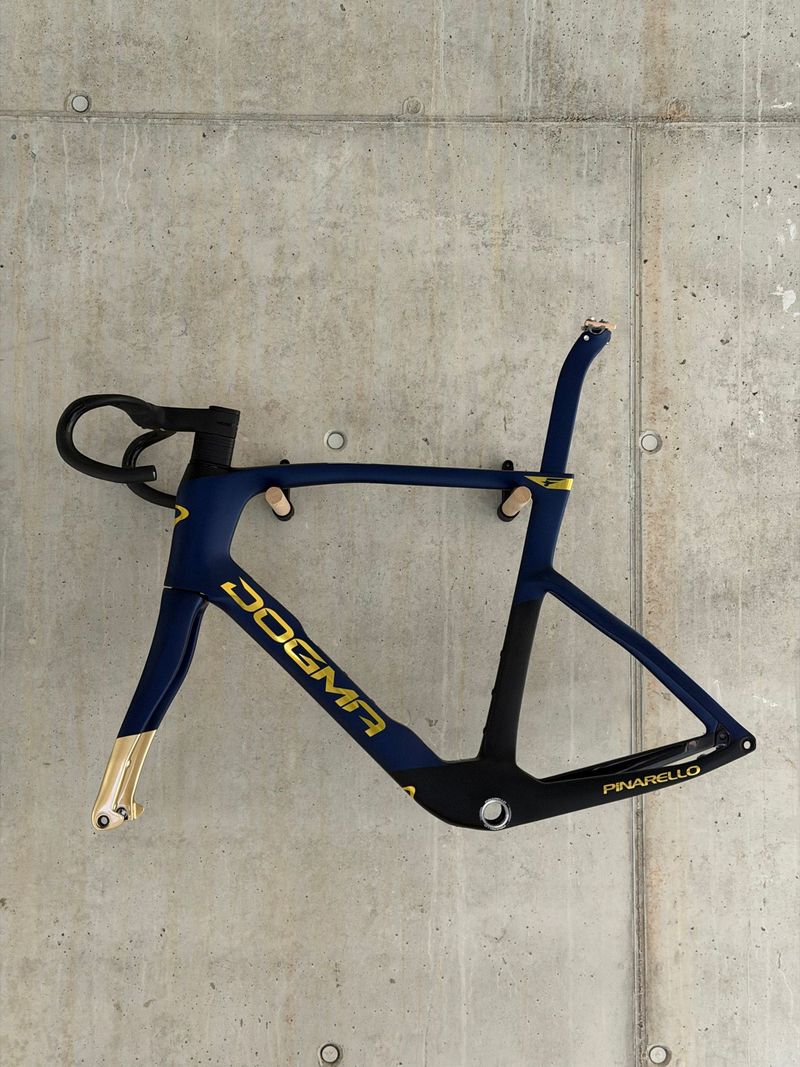 Pinarello DOGMA F EDIZIONE SPECIALE TISSOT 2026 Frameset 2026 Road & Gravel d'occasion