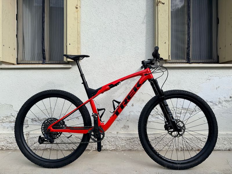 Used Trek Supercaliber 9.8 GX Gen 1 2021 2021 MTB
