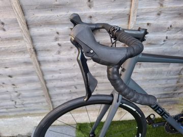 Gebrauchtes CUBE ATTAIN SLX 2024 2024 Road & Gravel, Hellgrau — Bild 9 von 17