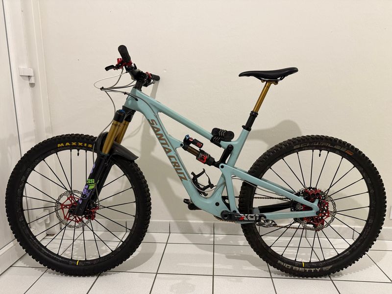 Used Santa Cruz Hightower LT S / Carbon C / 29 2019 2019 MTB