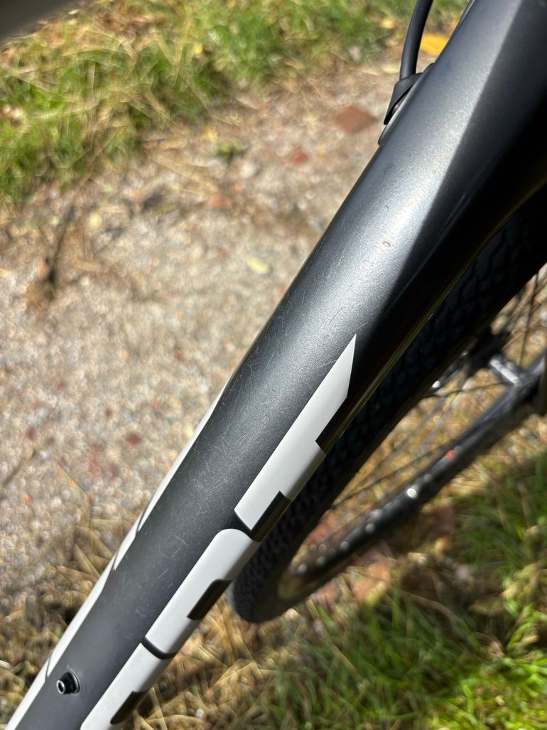 Tweedehands Giant Revolt 0 2021 2021 Road & Gravel — afbeelding 9 van 10