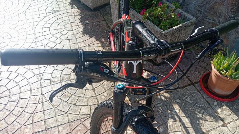 Used Wilier Custom Sram X0 EAGLE AXS 2019 Mountainbike, Black — image 3 of 7