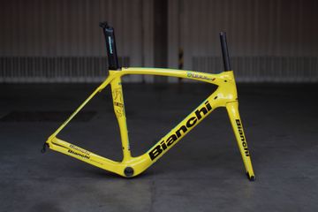 Tweedehands Bianchi Oltre XR.1 Ultegra 2016 Frameset 2016 Road & Gravel — afbeelding 1 van 16