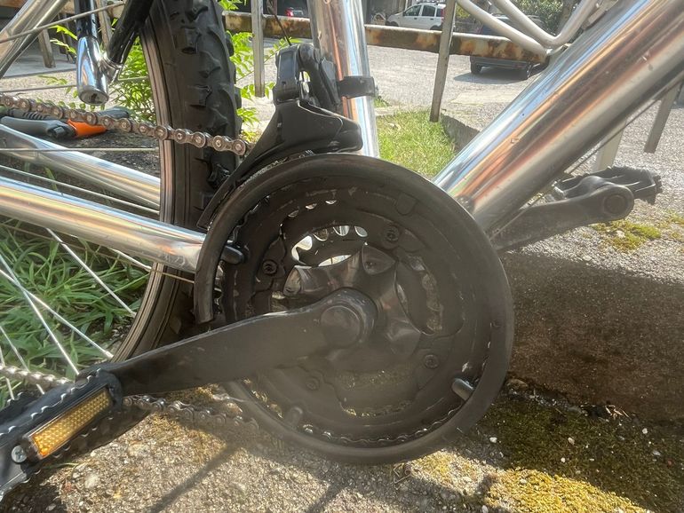 Used Rossignoli Custom Shimano Tourney 2016 Mountainbike, Light Gray — image 2 of 5