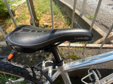 Used Rossignoli Custom Shimano Tourney 2016 Mountainbike, Light Gray — image 3 of 5