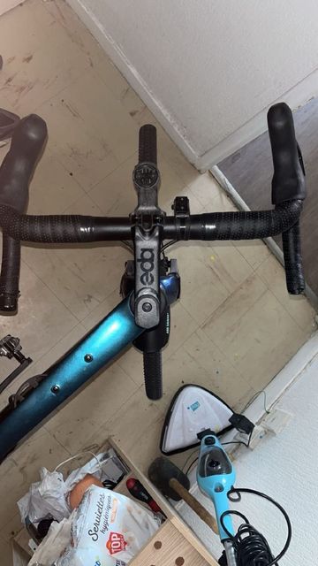Used Kross Esker Custom Shimano GRX 2025 Road & Gravel, Blue — image 2 of 4