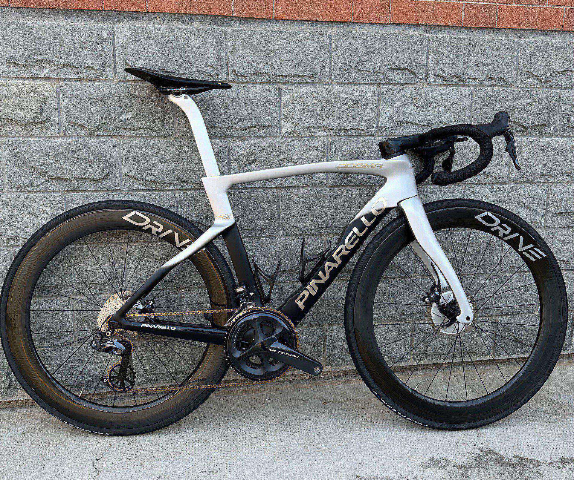 Pinarello Dogma F Disc Dura Ace Di2 Bike w Power Meter and DT