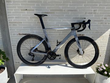 Używany Canyon CFR Pantone 2026 Road & Gravel — zdjęcie 1 z 13