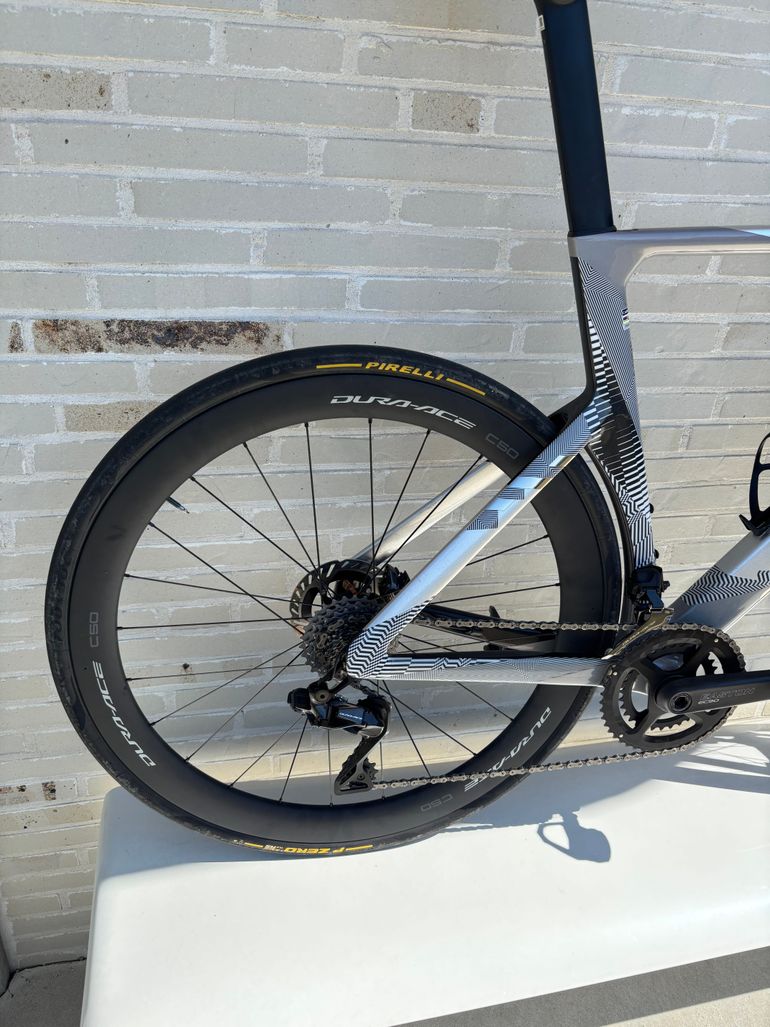 Używany Canyon CFR Pantone 2026 Road & Gravel — zdjęcie 10 z 13