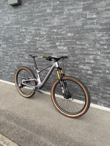 Used Scott Contessa Spark 910 TR 2024 2024 Mountainbike, Purple — image 9 of 10