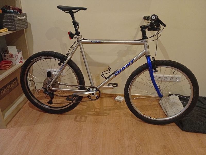 Used Giant Terrago Shimano Deore 1996 MTB