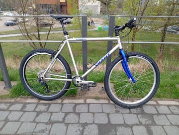 Giant Terrago Shimano Deore 1996 Mountainbike usato, Grigio chiaro — immagine 4 di 5