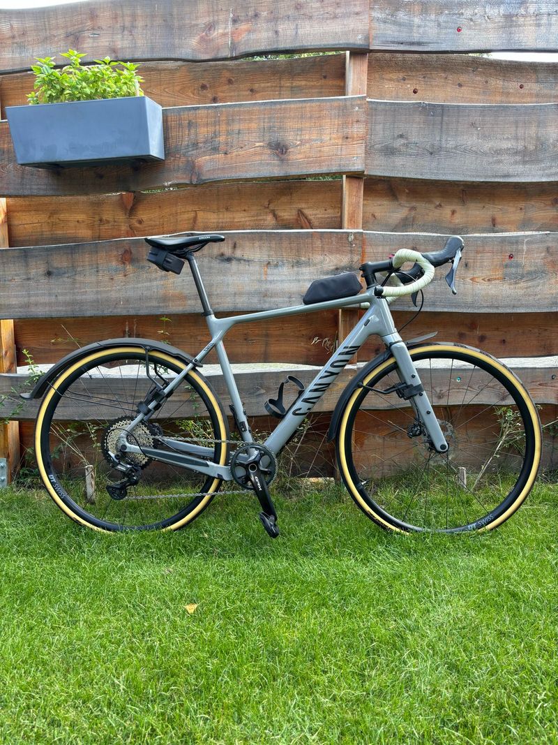 Brugt Canyon Grizl 8 1by 2024 2024 Road & Gravel