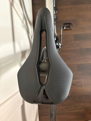 Used Felt Ar1 Shimano Ultegra 2018 Road & Gravel, Black — image 9 of 9