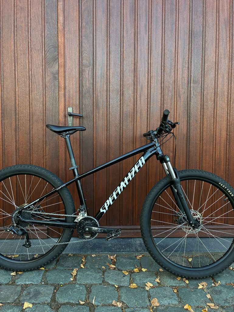 Gebrauchtes Specialized Rockhopper 27.5 2023 2023 Mountainbike, Schwarz, 27.5 — Bild 8 von 12