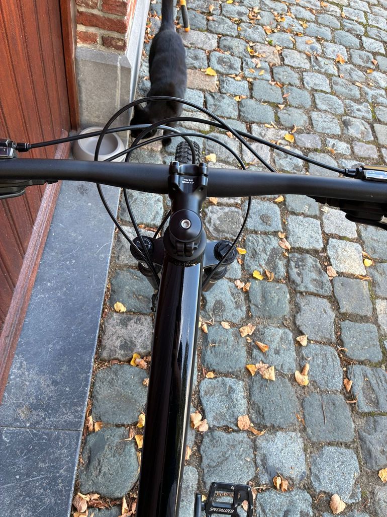Gebrauchtes Specialized Rockhopper 27.5 2023 2023 Mountainbike, Schwarz, 27.5 — Bild 11 von 12