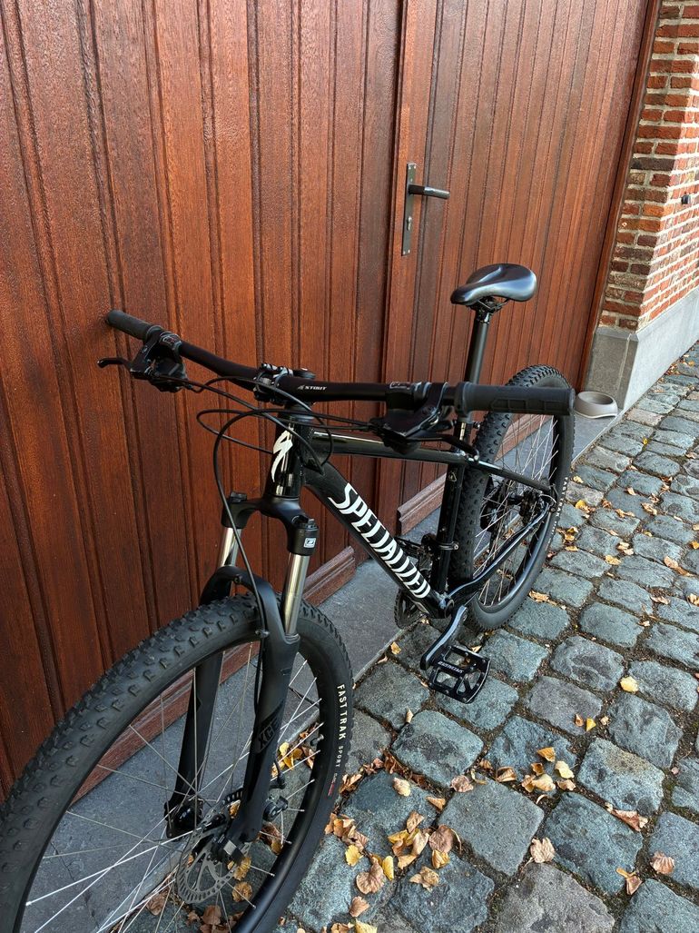 Gebrauchtes Specialized Rockhopper 27.5 2023 2023 Mountainbike, Schwarz, 27.5 — Bild 4 von 12