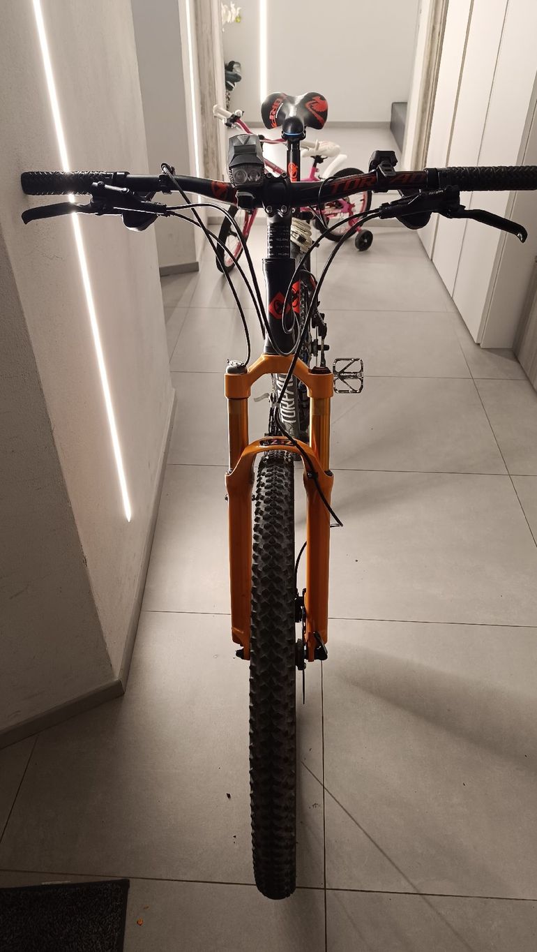 Used Torpado Custom Shimano Acera 2019 Mountainbike, Black — image 12 of 13