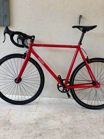 Used Ducati Custom Single Speed / Fixed Gear 2014 Road & Gravel, Red — image 11 of 15