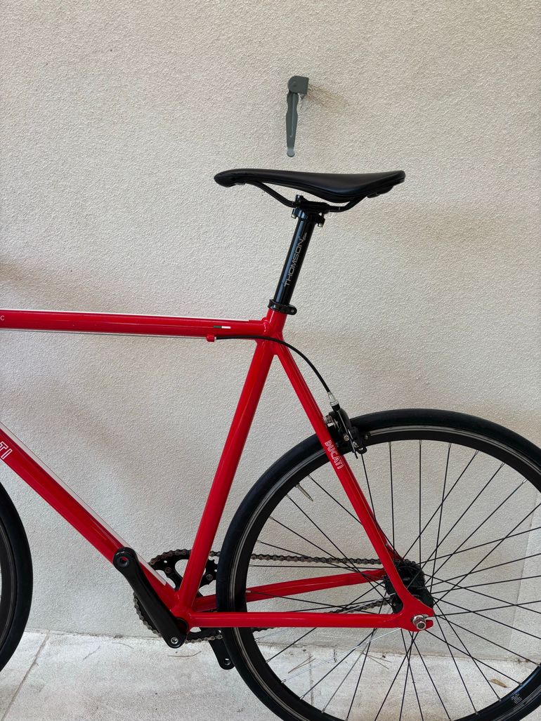 Used Ducati Custom Single Speed / Fixed Gear 2014 Road & Gravel, Red — image 13 of 15