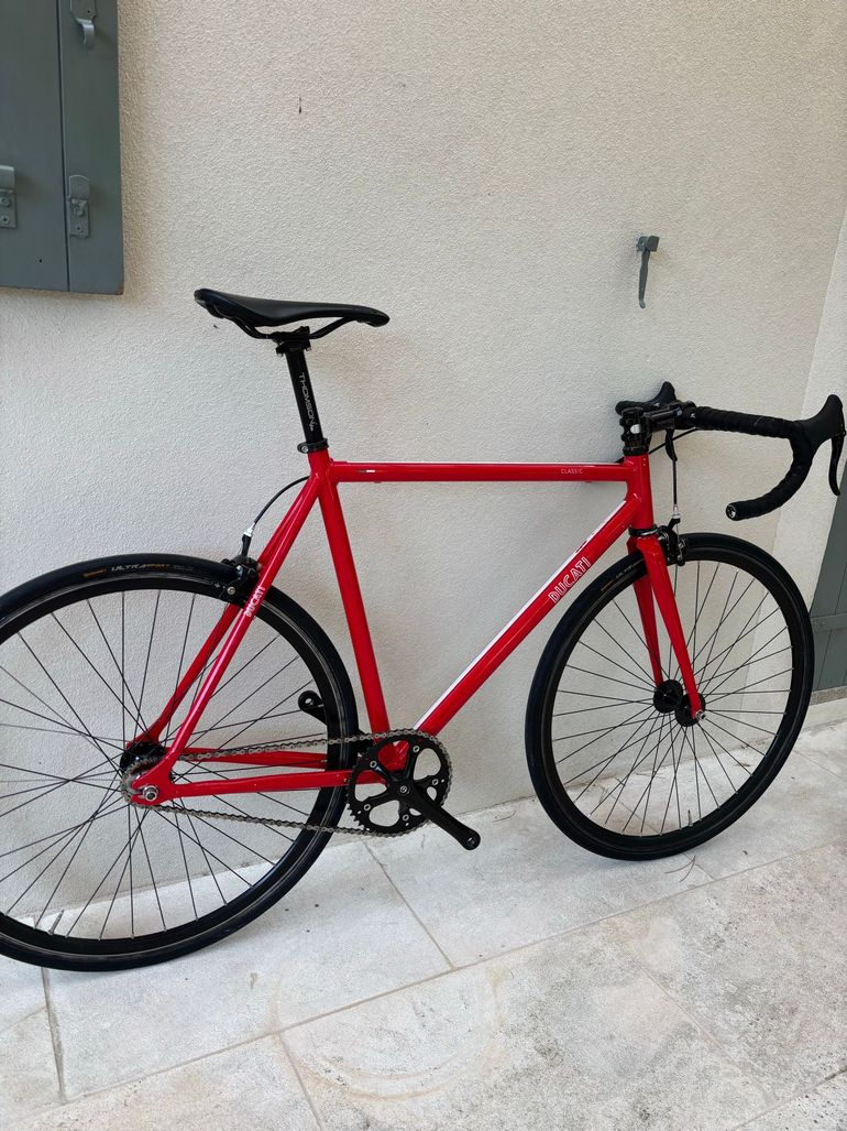 Used Ducati Custom Single Speed / Fixed Gear 2014 Road & Gravel, Red — image 3 of 15