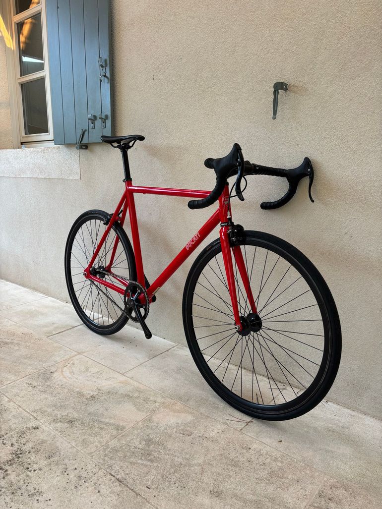 Used Ducati Custom Single Speed / Fixed Gear 2014 Road & Gravel, Red — image 4 of 15
