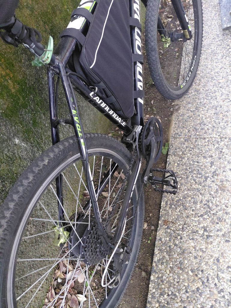 Gebrauchtes Cannondale Trail Shimano Alivio 2010 Mountainbike, Schwarz — Bild 3 von 4