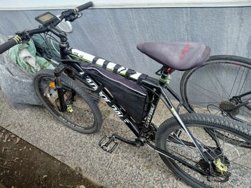 Gebrauchtes Cannondale Trail Shimano Alivio 2010 Mountainbike, Schwarz — Bild 2 von 4